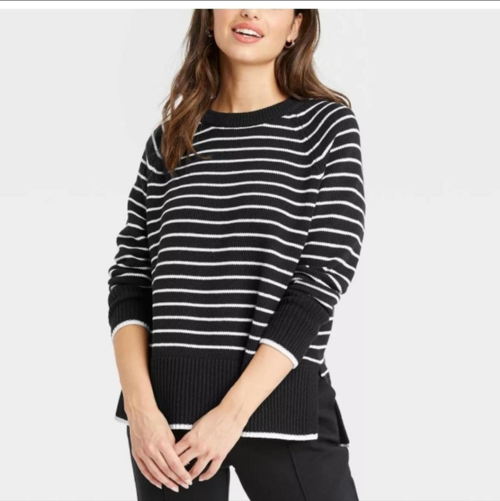 Crewneck Stripes Sweater